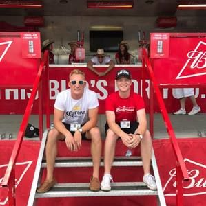 Meet your Posher, Bobby